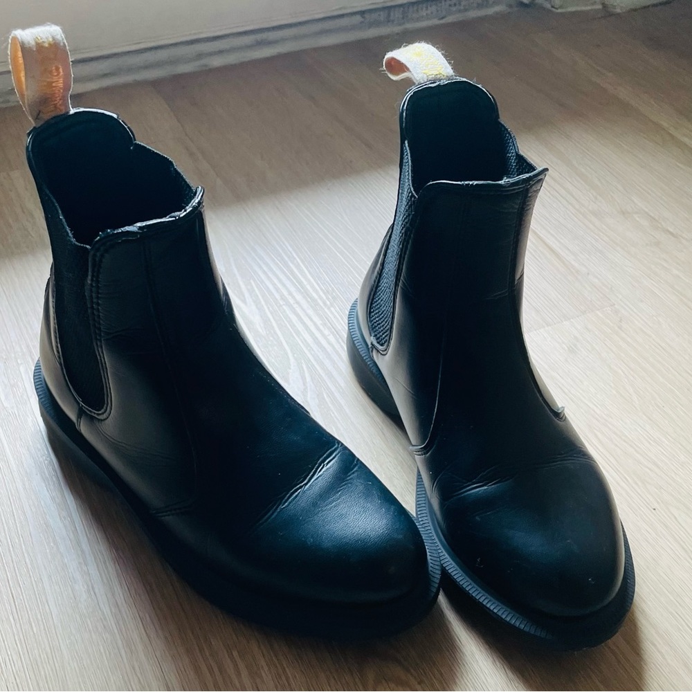 Dr. Martens Vegan Flora Boots 6W